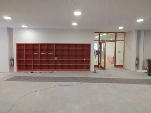 Abb. 9 Foyer EG Abb. 9 Foyer EG