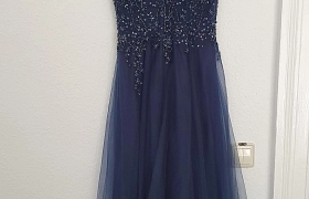 blaues Abendkleid