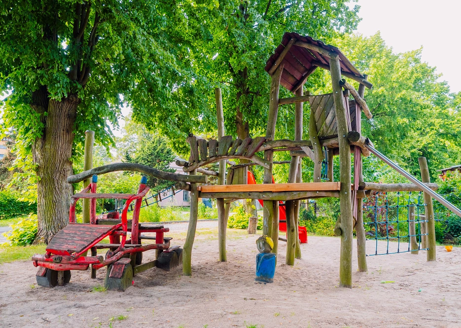 Spielplatz in Weesow Spielplatz in Weesow © Stadt Werneuchen